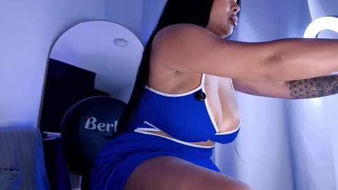 Snapshot of vickygrey1 chatting on 2, 10, 2025 Vicky Greys online show from 2, 10, 2025