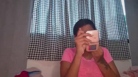 vickyhm22 online show from 27, 9, 2025