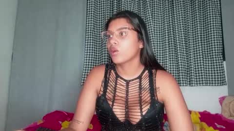 vickyhm22 online show from 7, 10, 2025