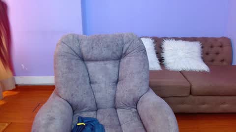 Vicky online show from 12, 1, 2025