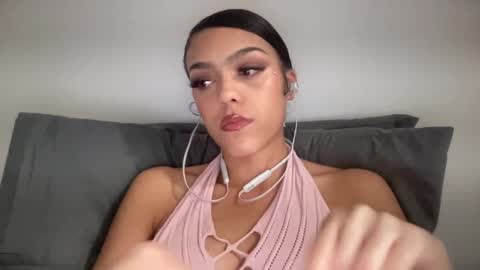 Goddess Victory  online show from 8, 1, 2025