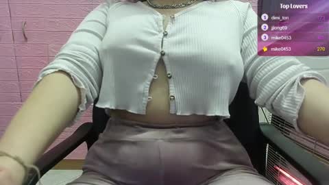 Snapshot of victoreiya chatting on 12, 2, 2025 Victoreiya online show from 12, 2, 2025