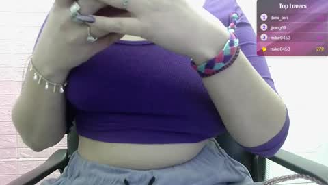 Snapshot of victoreiya chatting on 17, 2, 2025 Victoreiya online show from 17, 2, 2025