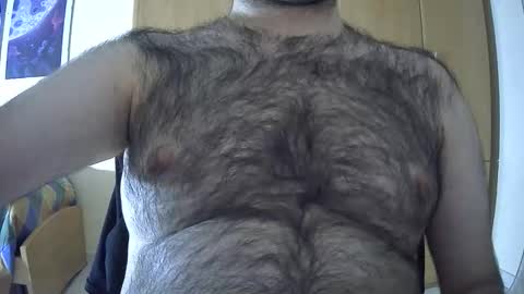 Snapshot of victorhume chatting on 18, 5, 2026 VictorHume online show from 18, 5, 2026