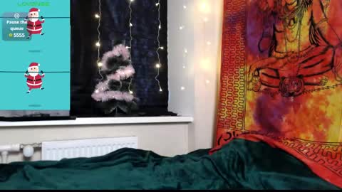 Snapshot of victori_luxury chatting on 14, 12, 2024 victori_luxury online show from 14, 12, 2024