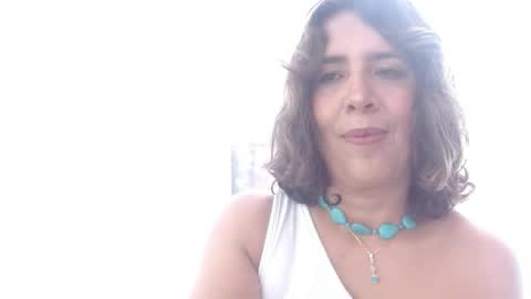 Snapshot of victoria25_meester chatting on 4, 5, 2026 Hi guys Im victoria Be the one who can control me in PVT online show from 4, 5, 2026