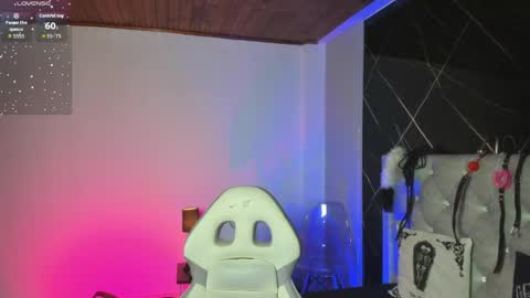 victoria_floyd1 online show from 20, 4, 2026