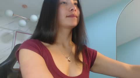 Snapshot of victoria_hernandez_t chatting on 2, 7, 2026 Victoria online show from 2, 7, 2026
