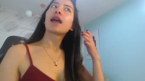 Snapshot of victoria_hernandez_t chatting on 28, 7, 2026 Victoria online show from 28, 7, 2026