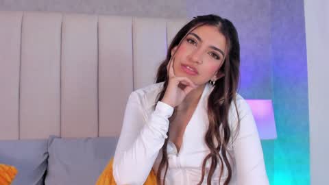 Snapshot of victoria_joliegb chatting on 19, 12, 2024 Victoria Lozano online show from 19, 12, 2024