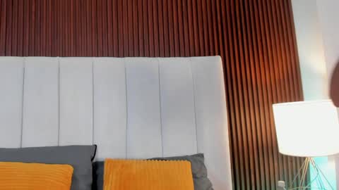 Snapshot of victoria_joliegb chatting on 5, 2, 2025 Victoria Lozano online show from 5, 2, 2025