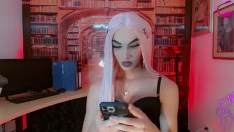 Snapshot of victoria_kastelo chatting on 19, 5, 2026 Victoria online show from 19, 5, 2026