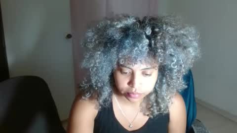 VICKY online show from 1, 2, 2025