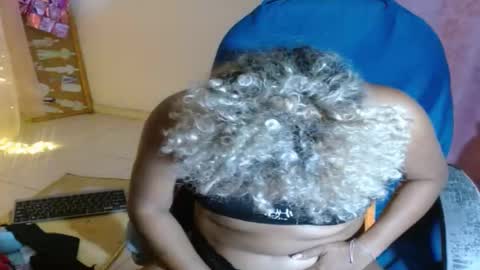 VICKY online show from 10, 3, 2025