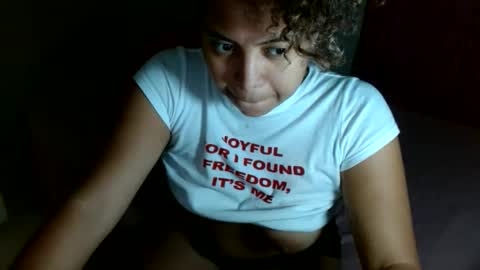Snapshot of victoria_miler chatting on 5, 6, 2026 VICKY online show from 5, 6, 2026