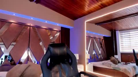 Victoria   Everyday From 1400 to 2130 Col Time online show from 15, 12, 2025