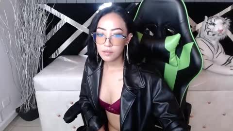 Snapshot of victoria_ricci_a chatting on 11, 1, 2025 Victoria online show from 11, 1, 2025