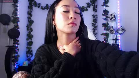 Snapshot of victoria_ricci_a chatting on 4, 10, 2025 Victoria online show from 4, 10, 2025