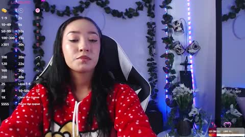 Snapshot of victoria_ricci_a chatting on 8, 10, 2025 Victoria online show from 8, 10, 2025