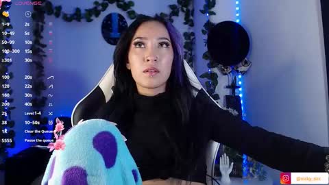 Snapshot of victoria_ricci_a chatting on 17, 11, 2025 Victoria online show from 17, 11, 2025