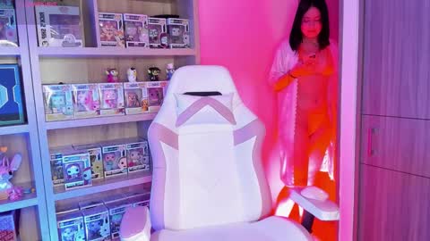 Snapshot of victoria_se chatting on 18, 12, 2025 Victoria online show from 18, 12, 2025