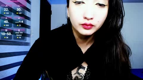 Snapshot of victoria_smile_ chatting on 2, 8, 2026 Victoria online show from 2, 8, 2026