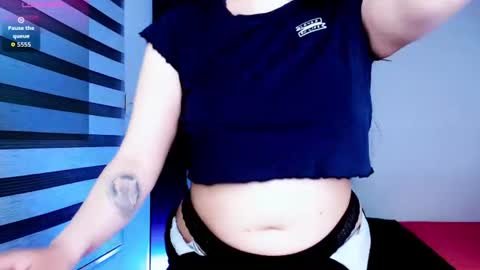 Snapshot of victoria_smile_ chatting on 8, 8, 2026 Victoria online show from 8, 8, 2026