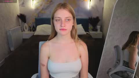 Snapshot of victoria_velvett chatting on 17, 6, 2026 Victoria Velvett online show from 17, 6, 2026