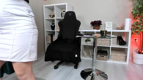 Snapshot of victoria_vergara chatting on 10, 4, 2026 Victoria online show from 10, 4, 2026
