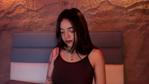 Snapshot of victoriaa2_doll chatting on 24, 4, 2026 victoriaa2_doll online show from 24, 4, 2026