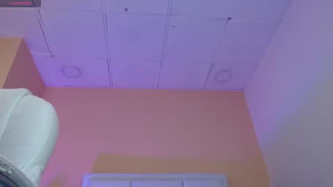 victoria  online show from 19, 12, 2025