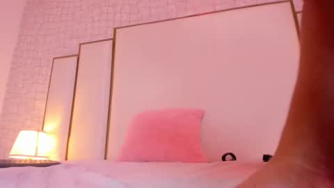 Victoria Sofia online show from 11, 2, 2025