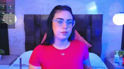 Snapshot of victoriaandrade chatting on 25, 4, 2026 Victoria Andrade online show from 25, 4, 2026