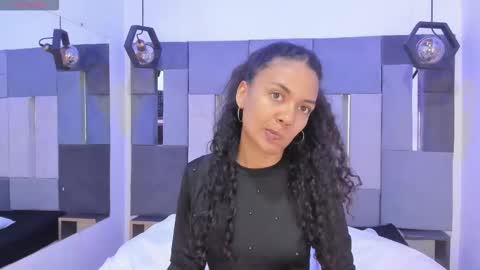 Snapshot of victoriaduarte chatting on 1, 2, 2026 Victoria online show from 1, 2, 2026