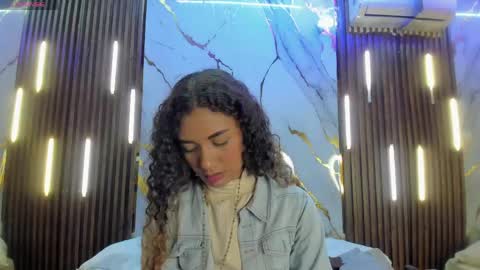 Snapshot of victoriaduarte chatting on 27, 4, 2026 Victoria online show from 27, 4, 2026