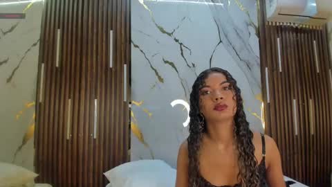 Snapshot of victoriaduarte chatting on 25, 5, 2026 Victoria online show from 25, 5, 2026