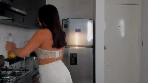 Vcitoria online show from 15, 12, 2025