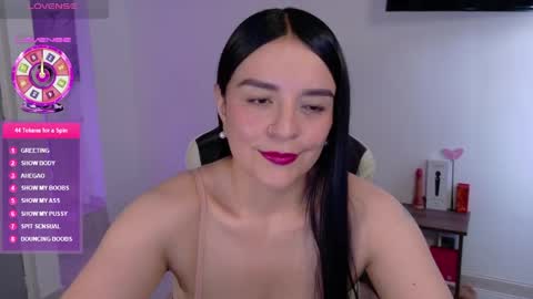 Snapshot of victoriahot_23 chatting on 24, 4, 2026 Kim 3 online show from 24, 4, 2026