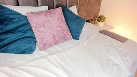 Maria Victoria online show from 23, 1, 2025