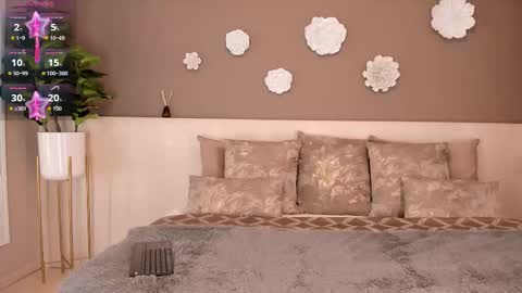 Victoria Shelby  online show from 12, 11, 2025