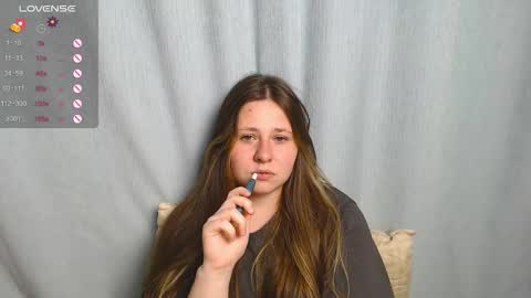 Snapshot of victoriassecrets_ chatting on 26, 9, 2025 victoriassecrets_ online show from 26, 9, 2025