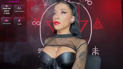 Snapshot of victoriavampire666 chatting on 22, 11, 2025 Victoria Vampire online show from 22, 11, 2025