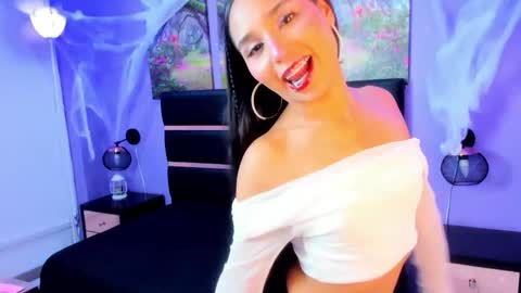 Snapshot of victoriavillalobos chatting on 20, 10, 2025 victoriavillalobos online show from 20, 10, 2025