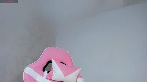 samantha victoria hall online show from 20, 1, 2025