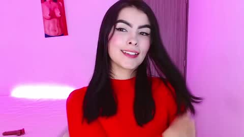 victoriia_henao_ online show from 13, 9, 2025