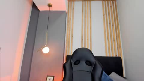 Snapshot of victoriia_vixen chatting on 8, 5, 2026 Victoria Vixen online show from 8, 5, 2026