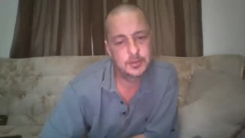 Snapshot of vids1977 chatting on 6, 11, 2025 vids1977 online show from 6, 11, 2025