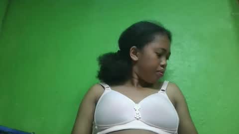 Snapshot of vierge28430 chatting on 22, 4, 2026 vierge28430 online show from 22, 4, 2026