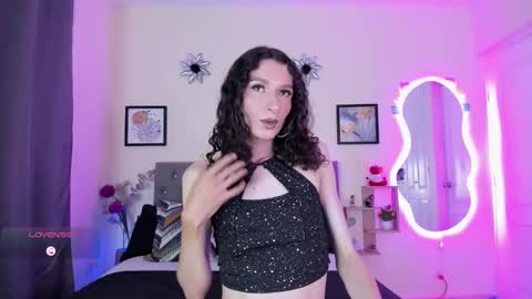 Violet online show from 9, 10, 2025