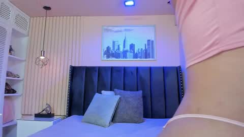 Viiolett online show from 7, 1, 2026